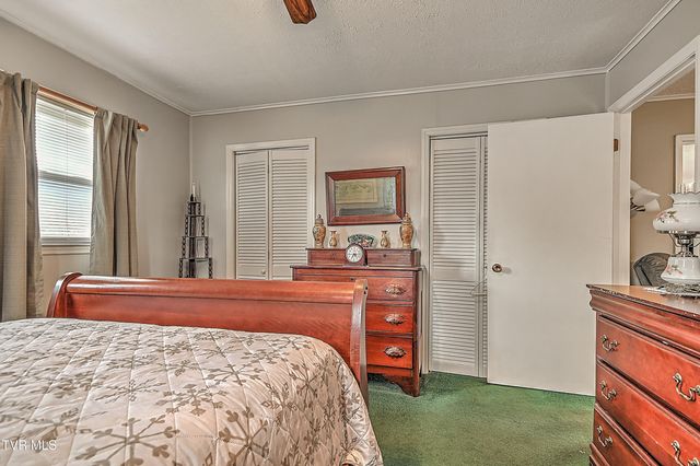 270 Alders Place Extension, Bristol, TN 37620