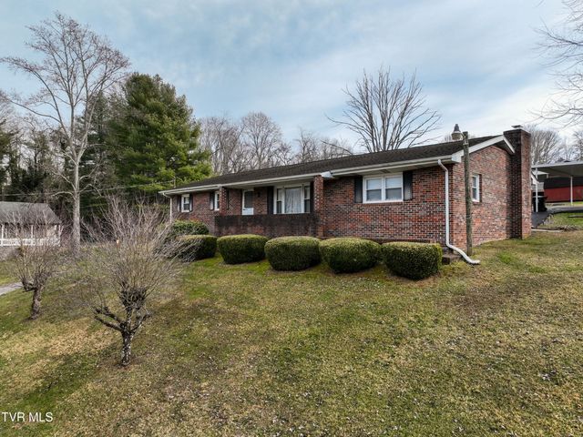270 Alders Place Extension, Bristol, TN 37620