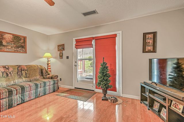 270 Alders Place Extension, Bristol, TN 37620