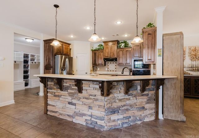 1164 Brookhaven Court, Alexander, AR 72002