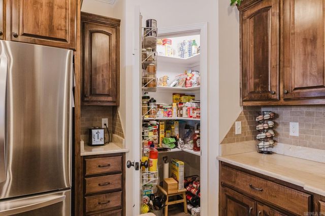 1164 Brookhaven Court, Alexander, AR 72002