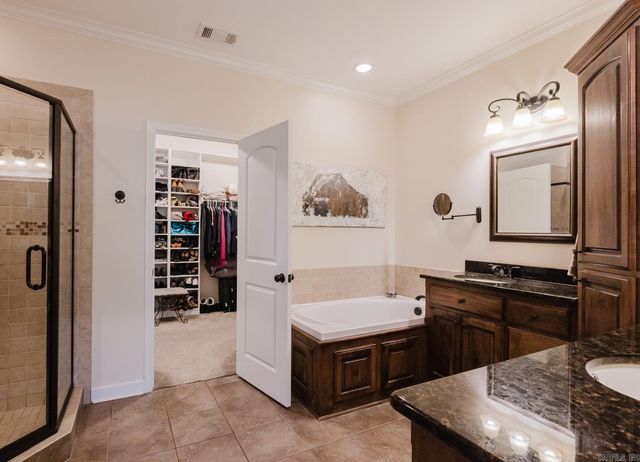 1164 Brookhaven Court, Alexander, AR 72002