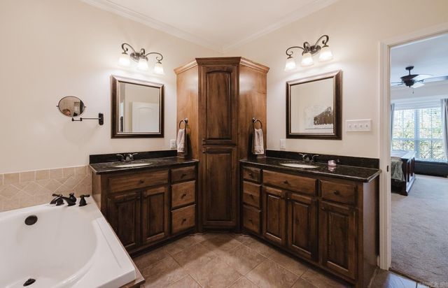 1164 Brookhaven Court, Alexander, AR 72002