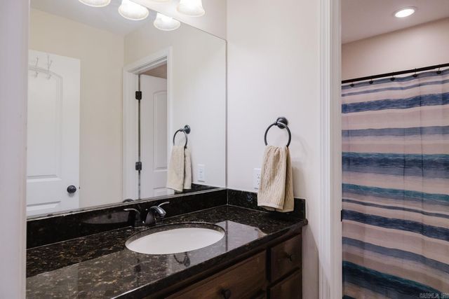 1164 Brookhaven Court, Alexander, AR 72002