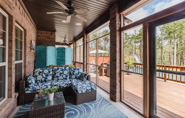 1164 Brookhaven Court, Alexander, AR 72002