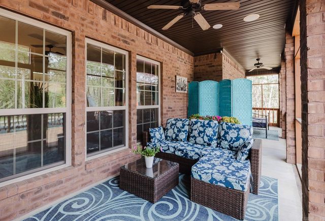 1164 Brookhaven Court, Alexander, AR 72002