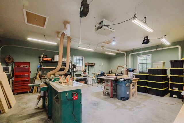 1164 Brookhaven Court, Alexander, AR 72002