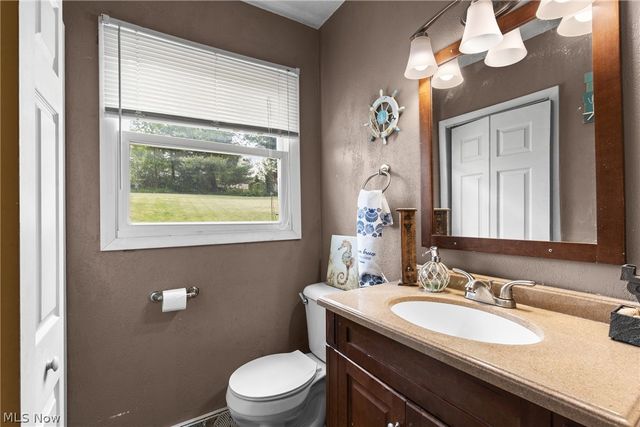 324 Thomas Street, Wintersville, OH 43953