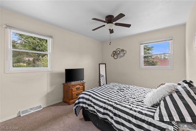 324 Thomas Street, Wintersville, OH 43953