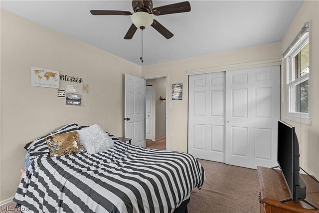 324 Thomas Street, Wintersville, OH 43953