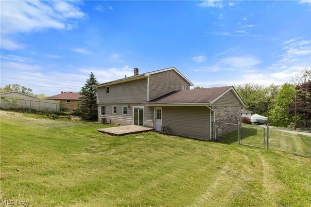 324 Thomas Street, Wintersville, OH 43953