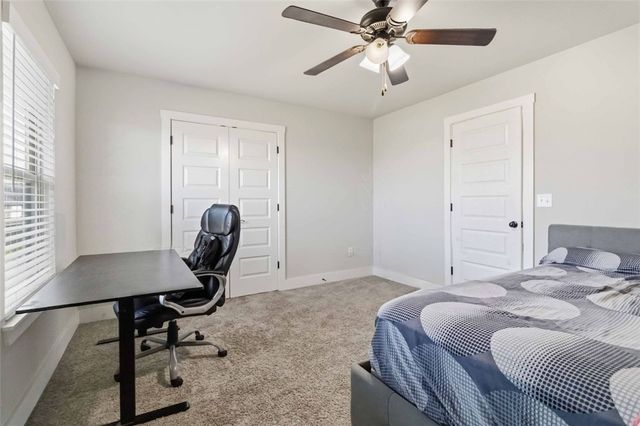 811 Ann Place, Centerton, AR 72719