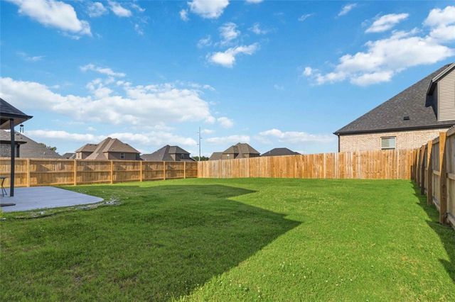 811 Ann Place, Centerton, AR 72719