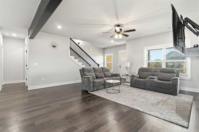 811 Ann Place, Centerton, AR 72719