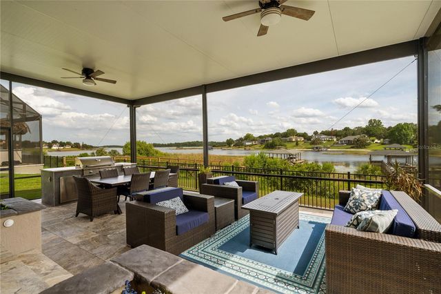 17088 SECRET HOLLOW LOOP, Clermont, FL 34711