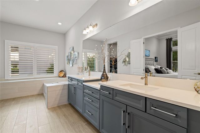 17088 SECRET HOLLOW LOOP, Clermont, FL 34711