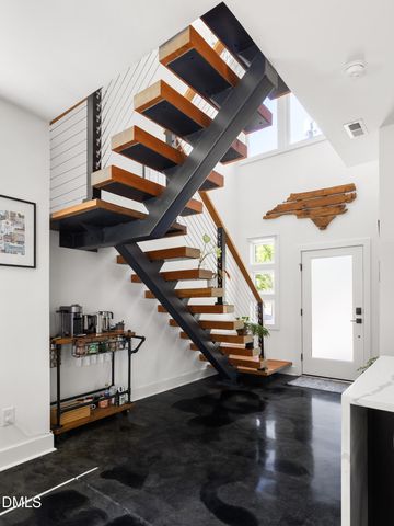 825 W Markham Avenue, Durham, NC 27701