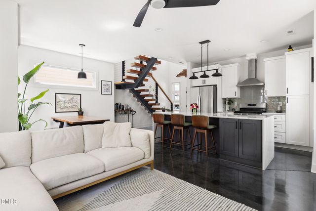 825 W Markham Avenue, Durham, NC 27701