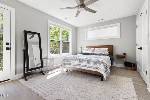 825 W Markham Avenue, Durham, NC 27701