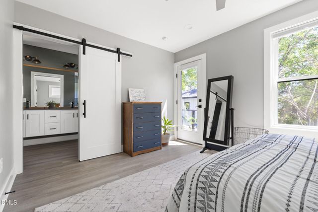 825 W Markham Avenue, Durham, NC 27701