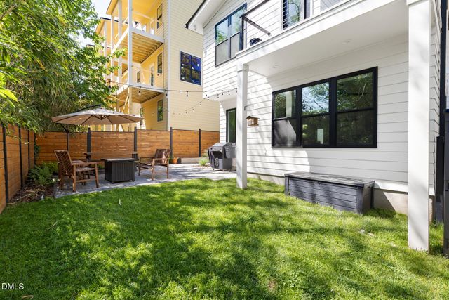 825 W Markham Avenue, Durham, NC 27701