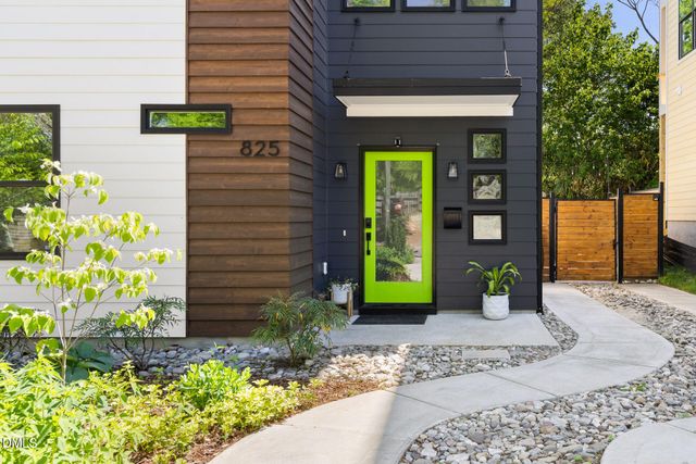 825 W Markham Avenue, Durham, NC 27701