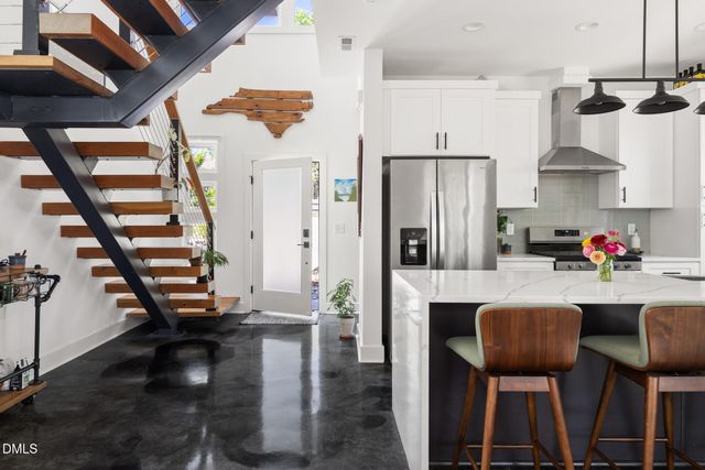 825 W Markham Avenue, Durham, NC 27701