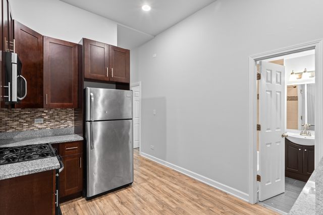 1528 N Ashland Avenue 1R, Chicago, IL 60622