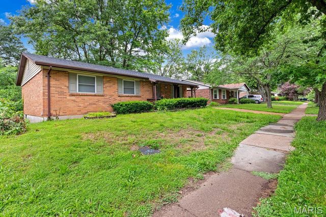 2044 Kingsford Drive, Florissant, MO 63031