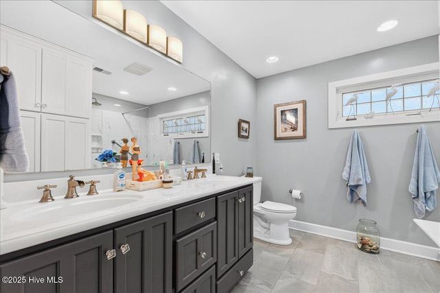 6718 Roberta Road SW, Ocean Isle Beach, NC 28469