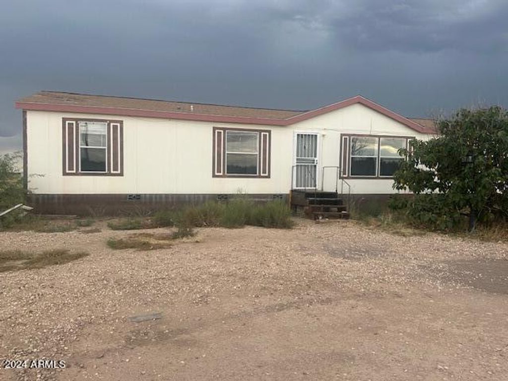 4256 W GLEESON Road, Elfrida, AZ 85610
