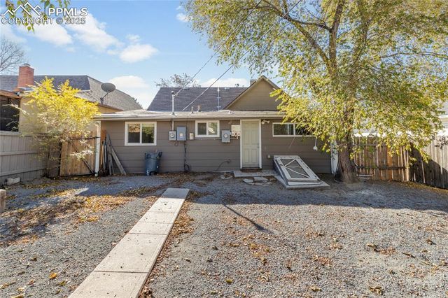 917 W 14th Street, Pueblo, CO 81003