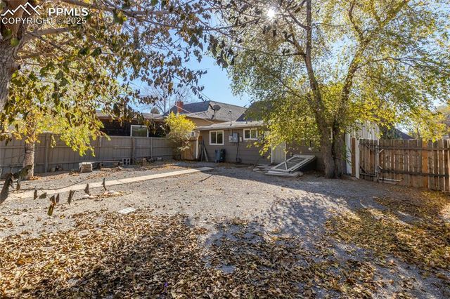 917 W 14th Street, Pueblo, CO 81003