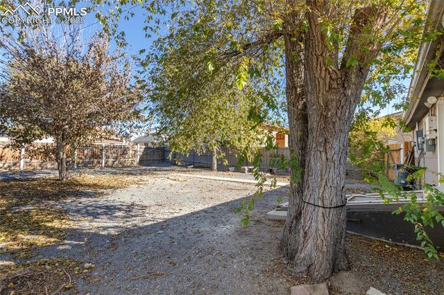 917 W 14th Street, Pueblo, CO 81003