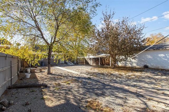 917 W 14th Street, Pueblo, CO 81003