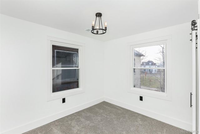 1583 Cadillac Boulevard, Detroit, MI 48214