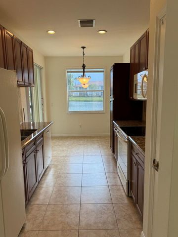 2140 Wingate Bend, Wellington, FL 33414