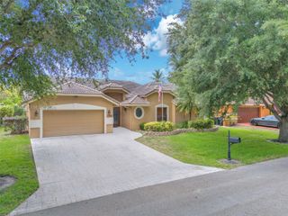 5143 NW 42nd Terrace, Coconut Creek, FL 33073
