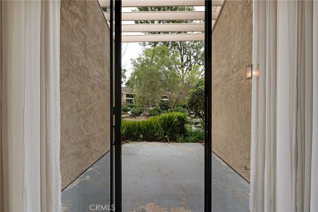 104 Lakepines, Irvine, CA 92620