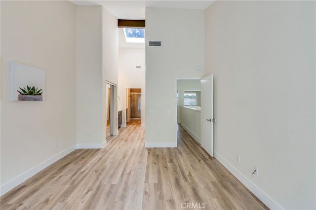 104 Lakepines, Irvine, CA 92620