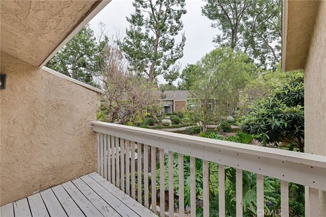 104 Lakepines, Irvine, CA 92620