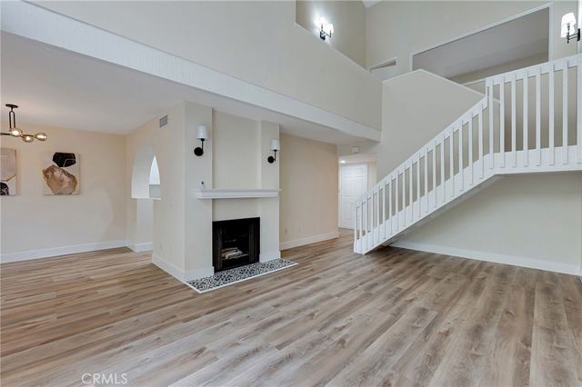 104 Lakepines, Irvine, CA 92620