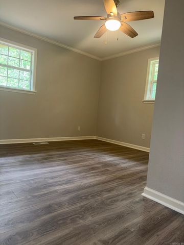 22035 Phillip Drive, Little Rock, AR 72206