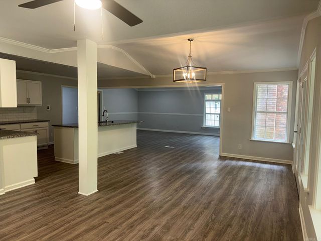 22035 Phillip Drive, Little Rock, AR 72206