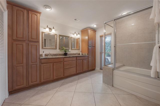 18503 TURTLE DRIVE, Lutz, FL 33548