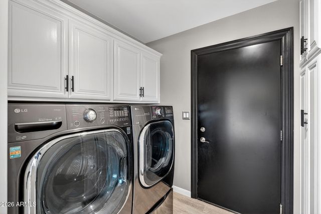 2249 E MERCER Lane, Phoenix, AZ 85028