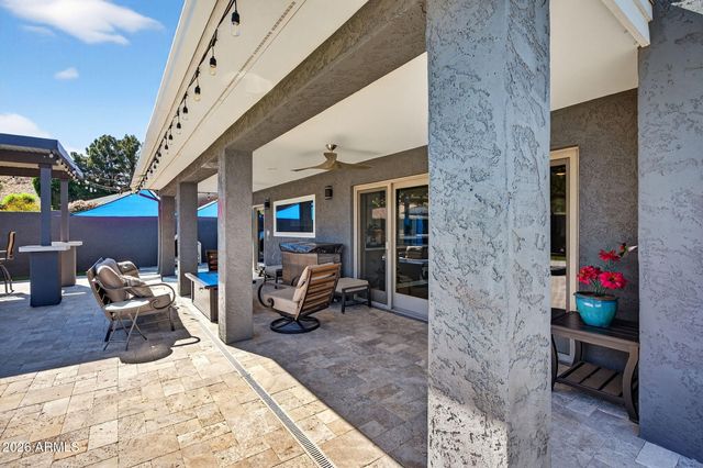 2249 E MERCER Lane, Phoenix, AZ 85028