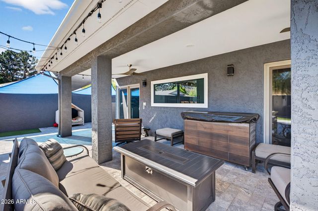 2249 E MERCER Lane, Phoenix, AZ 85028