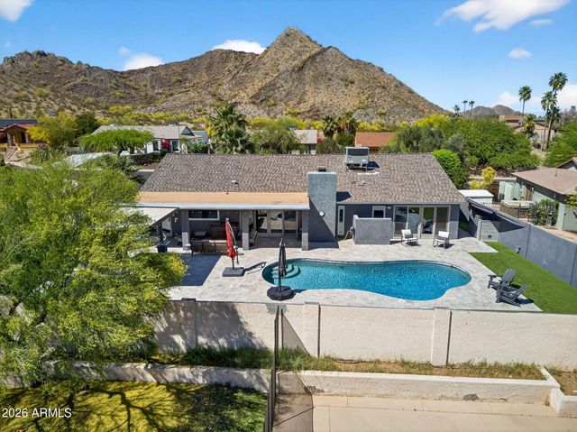 2249 E MERCER Lane, Phoenix, AZ 85028