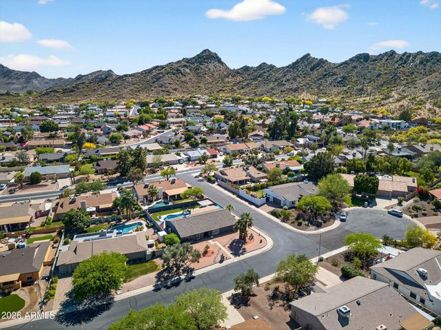 2249 E MERCER Lane, Phoenix, AZ 85028